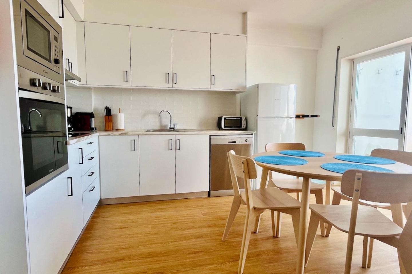 פרל Apartamento Luciana - Beachside, Balcony, Sunset View מראה חיצוני תמונה